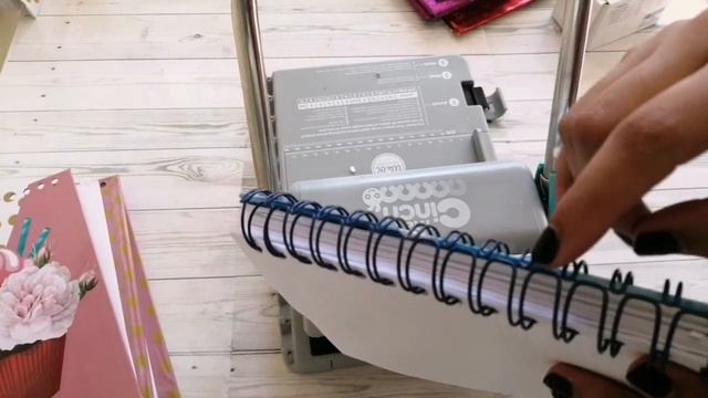 🤯🤯Como Cerrar los Aros correctamente con La Cinch / Encuadernando mis Libretas Personalizadas 📚 смотреть онлайн