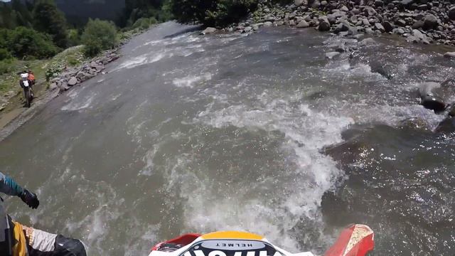 Четырехдневный мото-поход по горам Грузии. Июнь 2019г смотреть онлайн