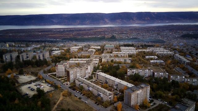 Над Прибрежным смотреть онлайн