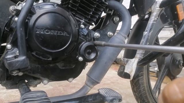 Honda SP125 Sevice & Parts Details In हिन्दी । BS6 Honda SP125 Engine Oil Change Details in हिंदी смотреть онлайн