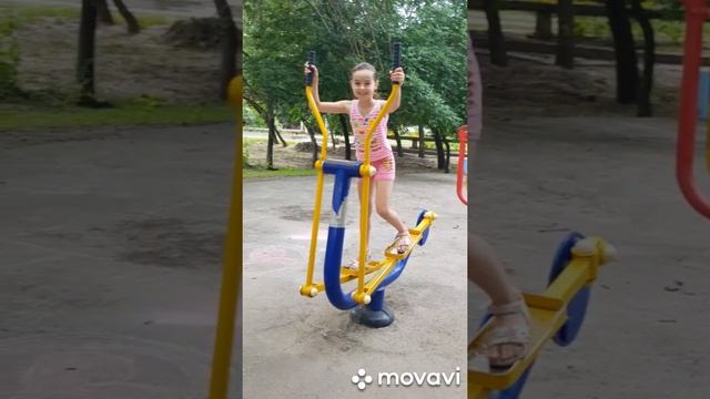 Что ты мне подаришь лето(пою Я в 7лет) смотреть онлайн