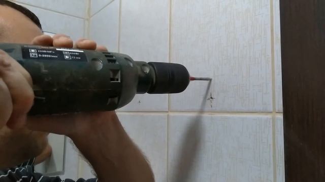 Как повесить крючки в ванной ? смотреть онлайн