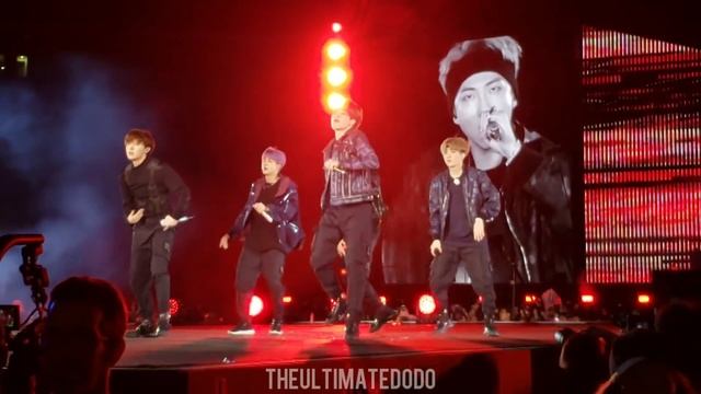 DAY 2 - 190602 Mic Drop Remix @ BTS 방탄소년단 Speak Yourself Wembley Stadium London Live Concert Fancam смотреть онлайн
