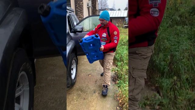 Экспедиционные канистры. ТОП-5 вариантов использования от автопутешественника Сергея Лысенко смотреть онлайн