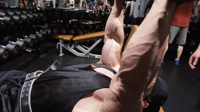 КАК НАКАЧАТЬ РУКИ ХАЛКА? СТОЛЯРОВ ПРОТИВ СКОРОМНОГО