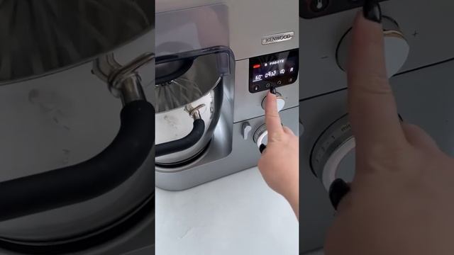 ☁️☁️ШВЕЙЦАРСКАЯ МЕРЕНГА в Кукинг Шефе ☁️☁️Классические Пропорции Меренги смотреть онлайн