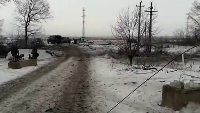 Занятый жд переезд на въезде в Углегорск. 29.01.2015 смотреть онлайн