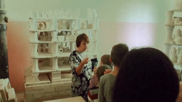 урок для 1 класса - Гжель. lesson for elementary school students. Gzhel is a national craft. смотреть онлайн