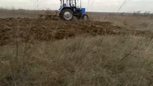 Разработка целины . МТЗ 82.1 Пахать или Дисковать