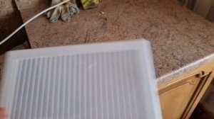 Установка декоративной решётки для вентиляции.