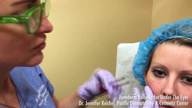 Dr. Reichel Injecting Juvederm Volbella for Under The Eyes - 206-859-5777 смотреть онлайн
