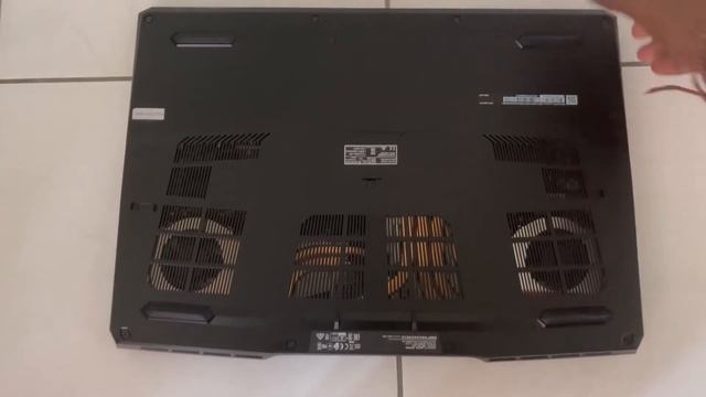 MSI GP76 Leopard 10UG-090FR смотреть онлайн