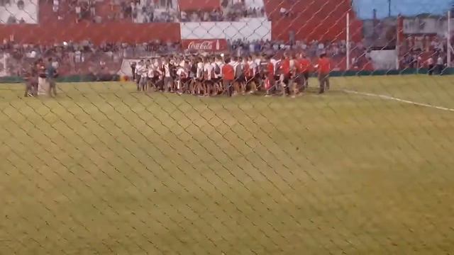 Los pibes campeones смотреть онлайн