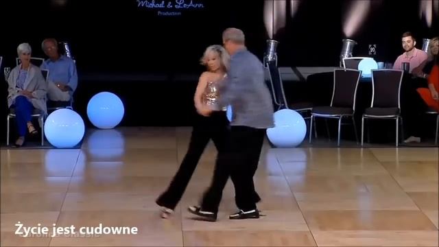 Cudowna Muzyka I Piękny Taniec