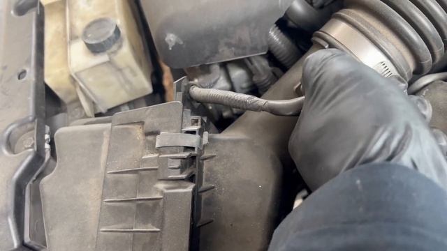 2011 Infiniti G37x Starter replacement смотреть онлайн