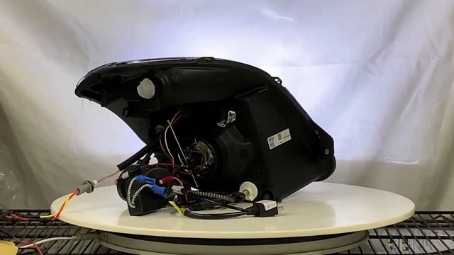 CrazyTheGod Swift MK2 04-10 Hatchback Guide LED Angel-Eye Projector Headlight Black V2 for SUZUKI смотреть онлайн