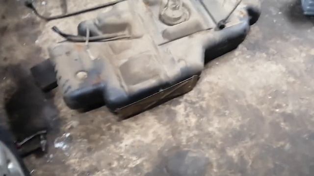 ЧИСТКА ТОПЛИВНОГО БАКА. смотреть онлайн