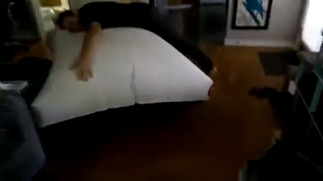 Большая подушка пердушка смотреть онлайн