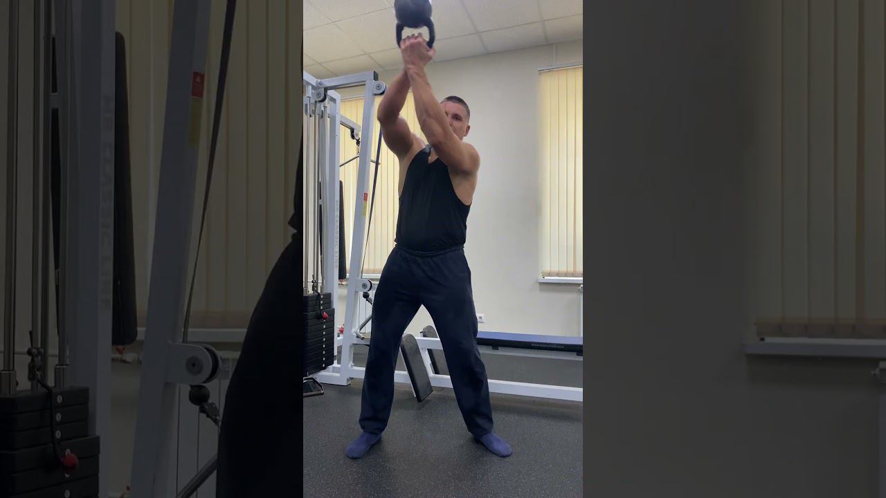 Упражнение для мощного удара рукой в ММА оверхенда (увеличивает силу вашего удара) #boxing #sports смотреть онлайн