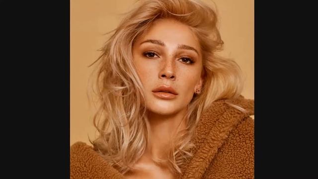 «Пригрела на груди мужчину» Настя Ивлеева в майке и трусиках снялась в Мексике смотреть онлайн