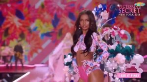 Показ Victoria's Secret 2018