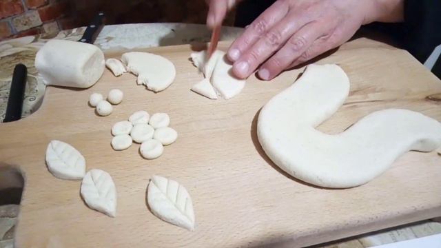 Майстер-клас з технології ліплення із солоного тіста для 5 класів, тема "Підкова-оберіг". смотреть онлайн