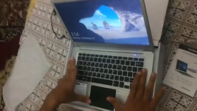 Touchmate matrix Notebook Unboxing and Review in urdu/hindi || Cheap Apple Macbook??? смотреть онлайн