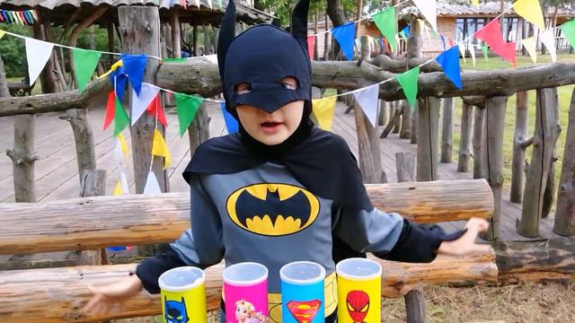 Полина и Игорь и их история про волшебные чипсы с супергероями