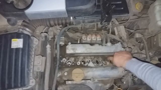 Як замінити свічки запалювання на Chevrolet Lacetti 1.8L F18D3