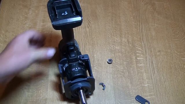 Легкий, удобный, компактный адаптер для ледобура - шуруповерт. смотреть онлайн