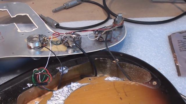 1967 Fender P Bass for Repair смотреть онлайн