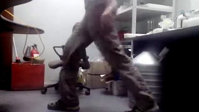 Прыгаем-2 (подтягиваем жопу без скакалки) смотреть онлайн