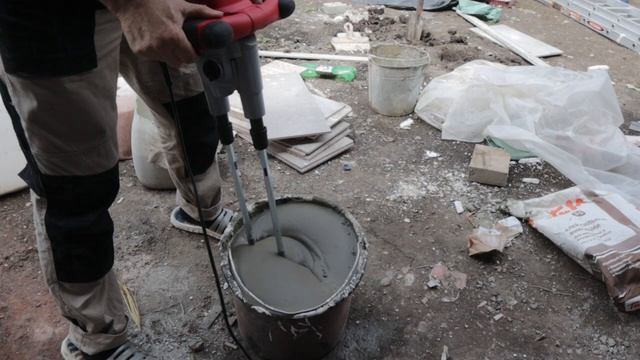 МИКСЕР СТРОИТЕЛЬНЫЙ (ДРЕЛЬ-МИКСЕР) DLT MAX-XT R6218 смотреть онлайн