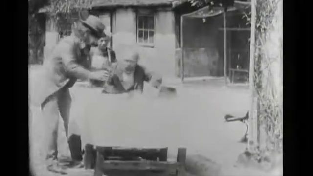 Alice Guy - 28 The Magician’s Alms, 1905 смотреть онлайн