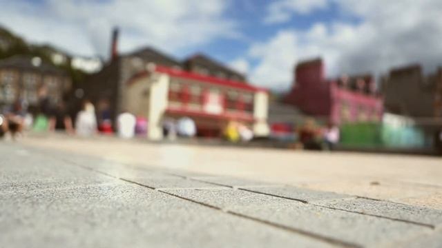 Опустил руку в сосуд с водой после пробуждения ото сна