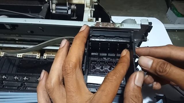 Tutorial cara melepas printhead printer epson L100 смотреть онлайн