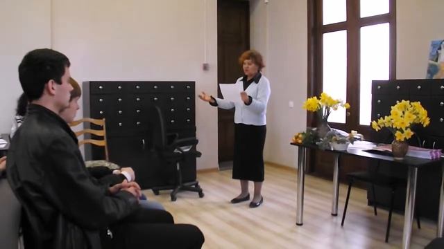 "ВСЁ ЗАНОВО!": поэт Людмила Зотова читает стихотворение Анатолия Пережогина в Пушкинском клубе Сочи смотреть онлайн