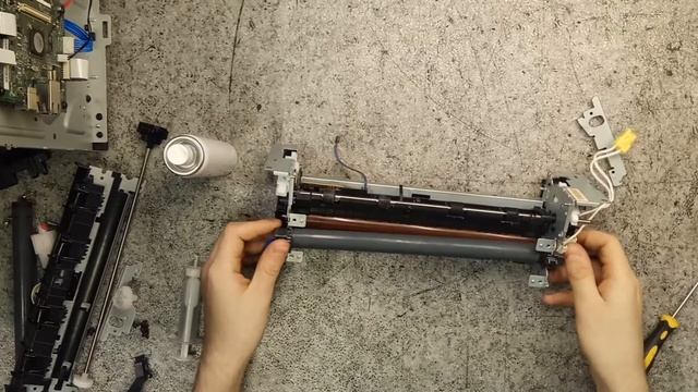 Ремонт принтера НР LaserJet Pro 400 M401 замена термоплёнки, ролика. смотреть онлайн