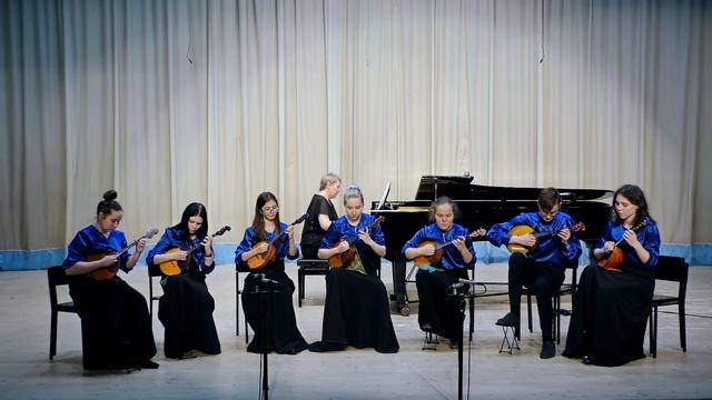 Н.Шабалин - Три пьесы для домры и фортепиано (Весёлый петрушка, Грустный пастушок, Заводная игрушка смотреть онлайн