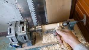 Токарный станок по дереву своими руками.  Точение ручки для напильника на токарном станке.