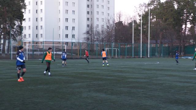 ТМ. "Легенда" - "Смена - Оболонь" U - 19 (оранжевые манишки) 0:3 (0:2) смотреть онлайн