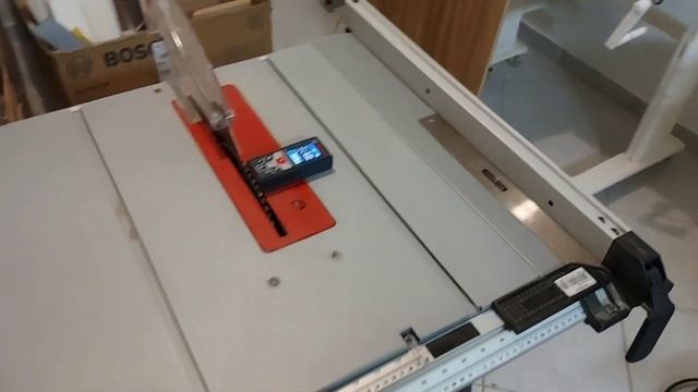 Bosch GTS 254 - Guia é firme e corta no esquadro? Pergunta do nosso assinante смотреть онлайн
