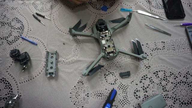 DJI Mavic Air 2 crash - REPAIR video (with happy end) смотреть онлайн