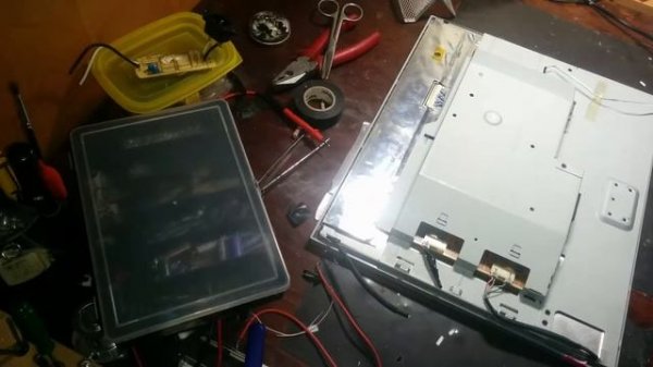 Ремонт монитора Samsung SyncMaster 740n или как запустить монитор без одной лампы!