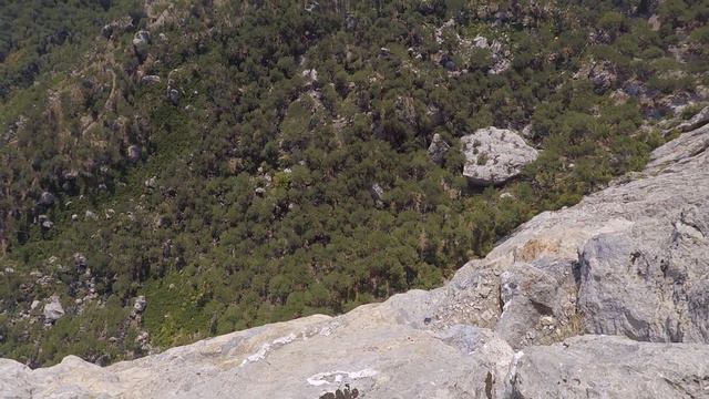 Прыжки с Шаан-Каи (235 метров) с командой RAPT - Коля