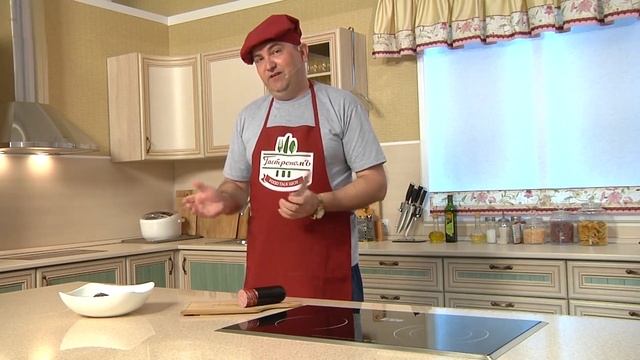 ГастрономЪ Полезные советы (Как очистить копченую колбасу) (РИА Биробиджан) смотреть онлайн