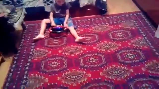 Мы лучшие мамочки!!! Да, потому что мы всегда рядом со своими детьми и мы их балуем всегда! смотреть онлайн