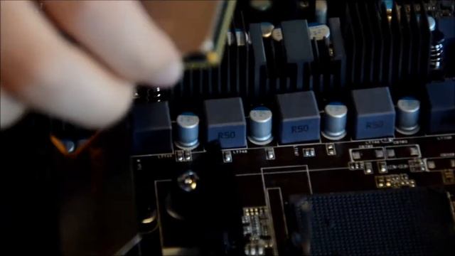 How to build a PC Teil 1: Einbau des AMD FX-4170 Prozessor auf das ASRock 970 Extreme 3 Mainboard смотреть онлайн