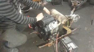 Мотопомпа. Двигун двухциліндровий V-образний Loncin 0.7 літра. Насос МП-800 (5 болтів).