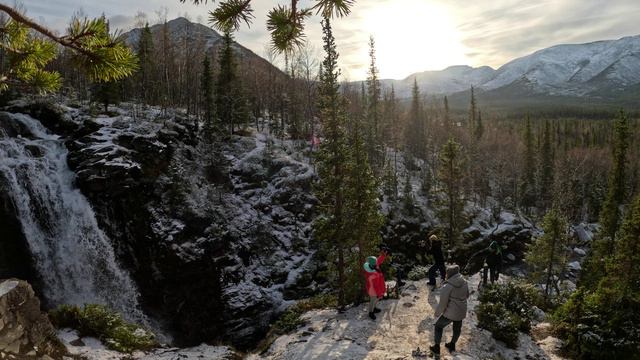 Рисйокский водопад в октябре смотреть онлайн